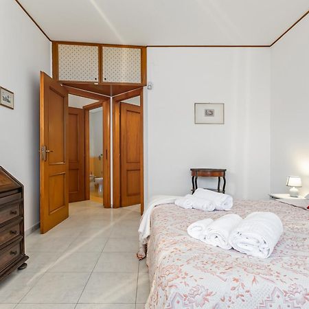Palazzo Reale & Piazza Indipendenza Roomy Flat Palermo Exterior foto
