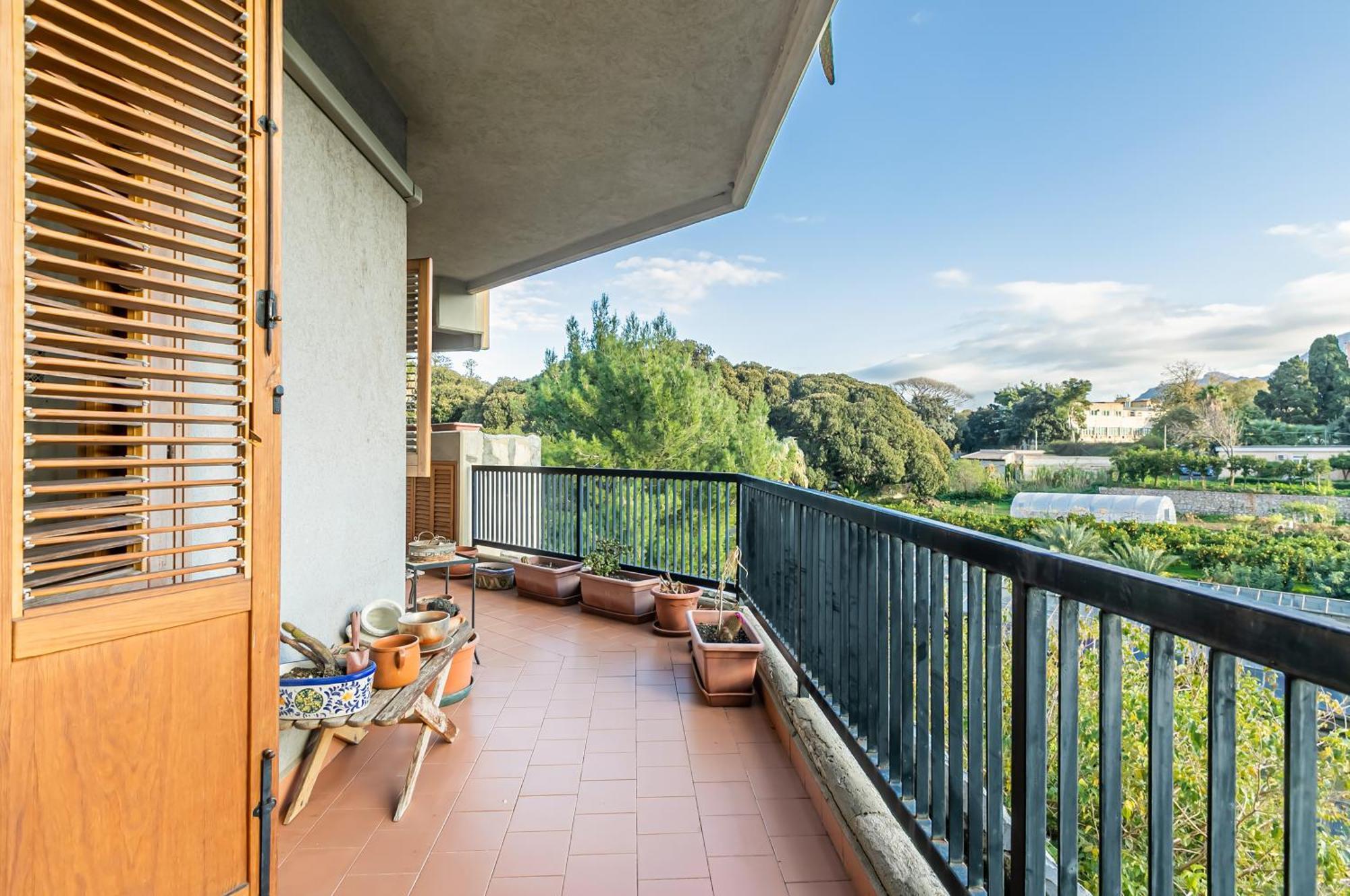 Palazzo Reale & Piazza Indipendenza Roomy Flat Palermo Exterior foto
